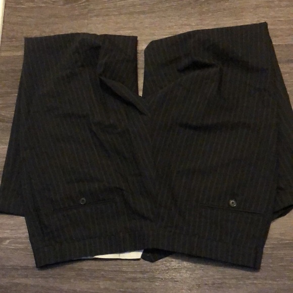 Geoffrey Beene Pants - Picture 9 of 10